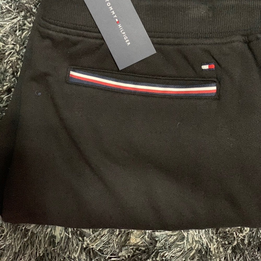 Black Tommy Hilfiger jogger set - Picture 2 of 5